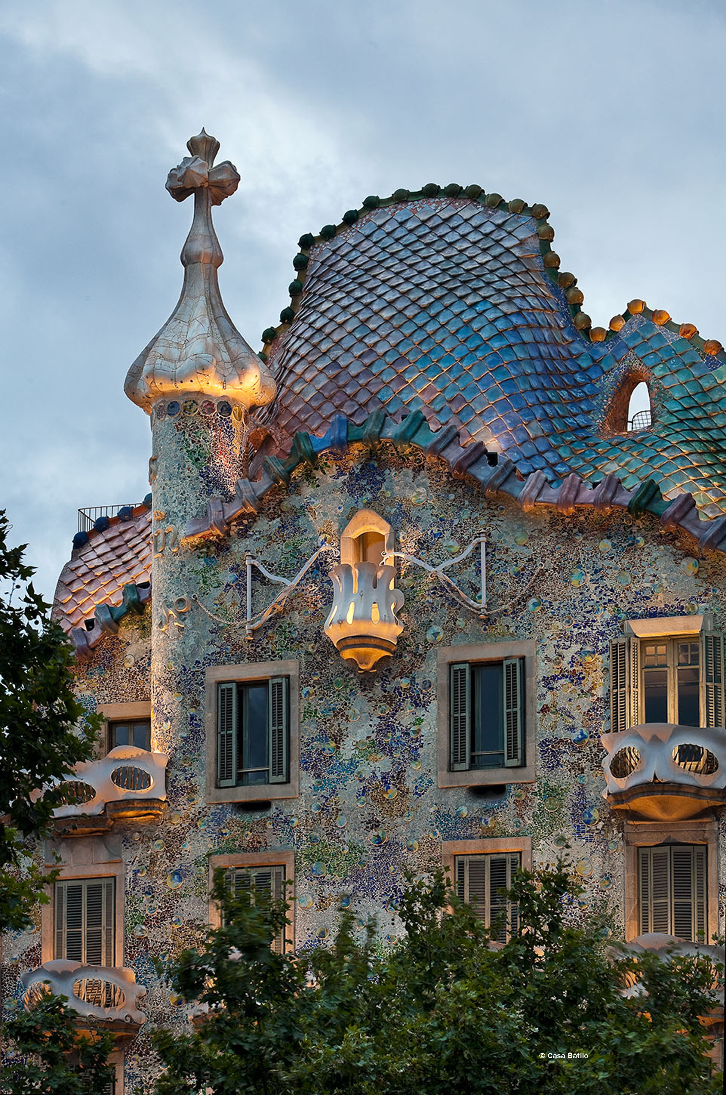 Buildings Of Barcelona | Antoni Gaudí's Best Creations | Amuse