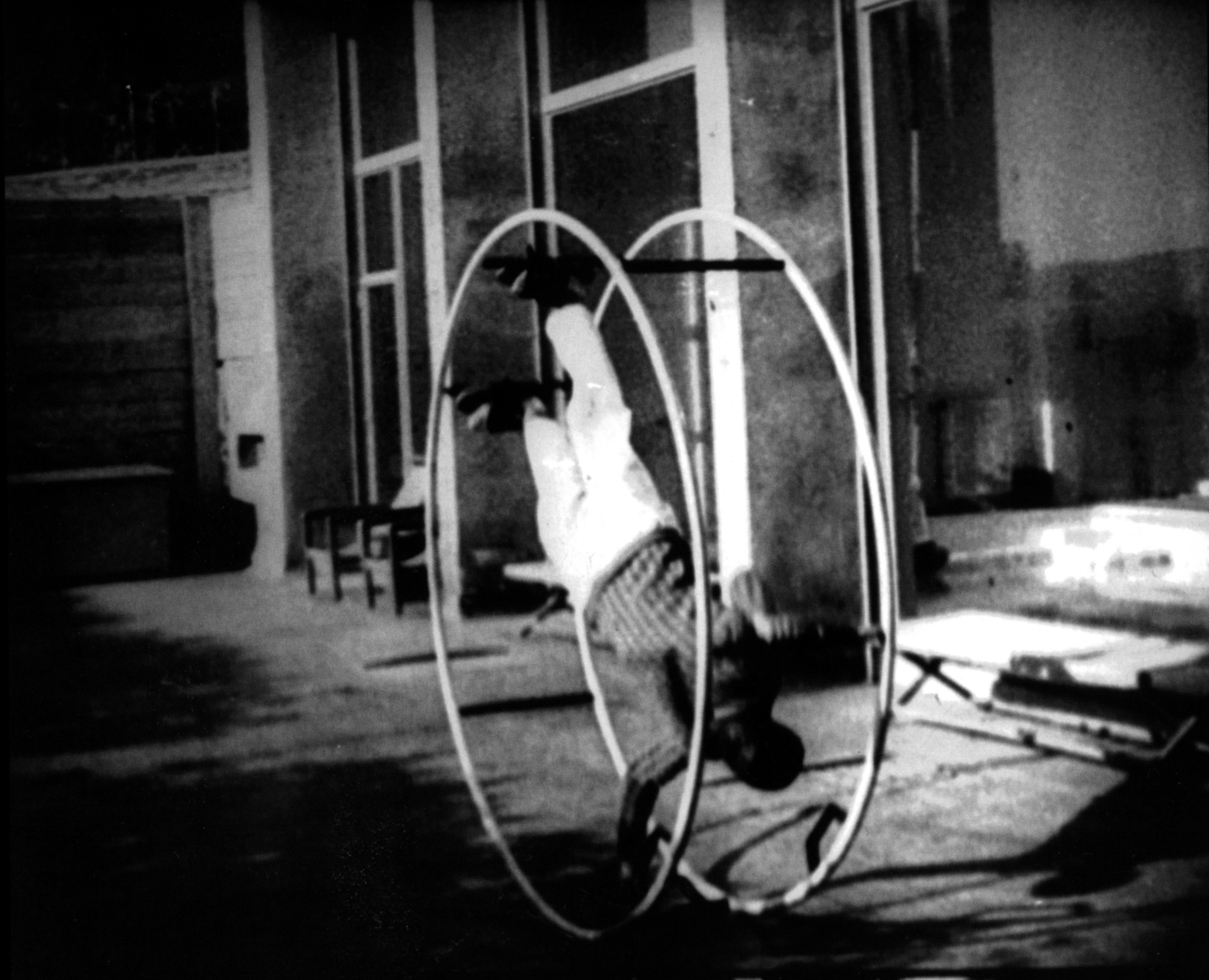 manraystill_1