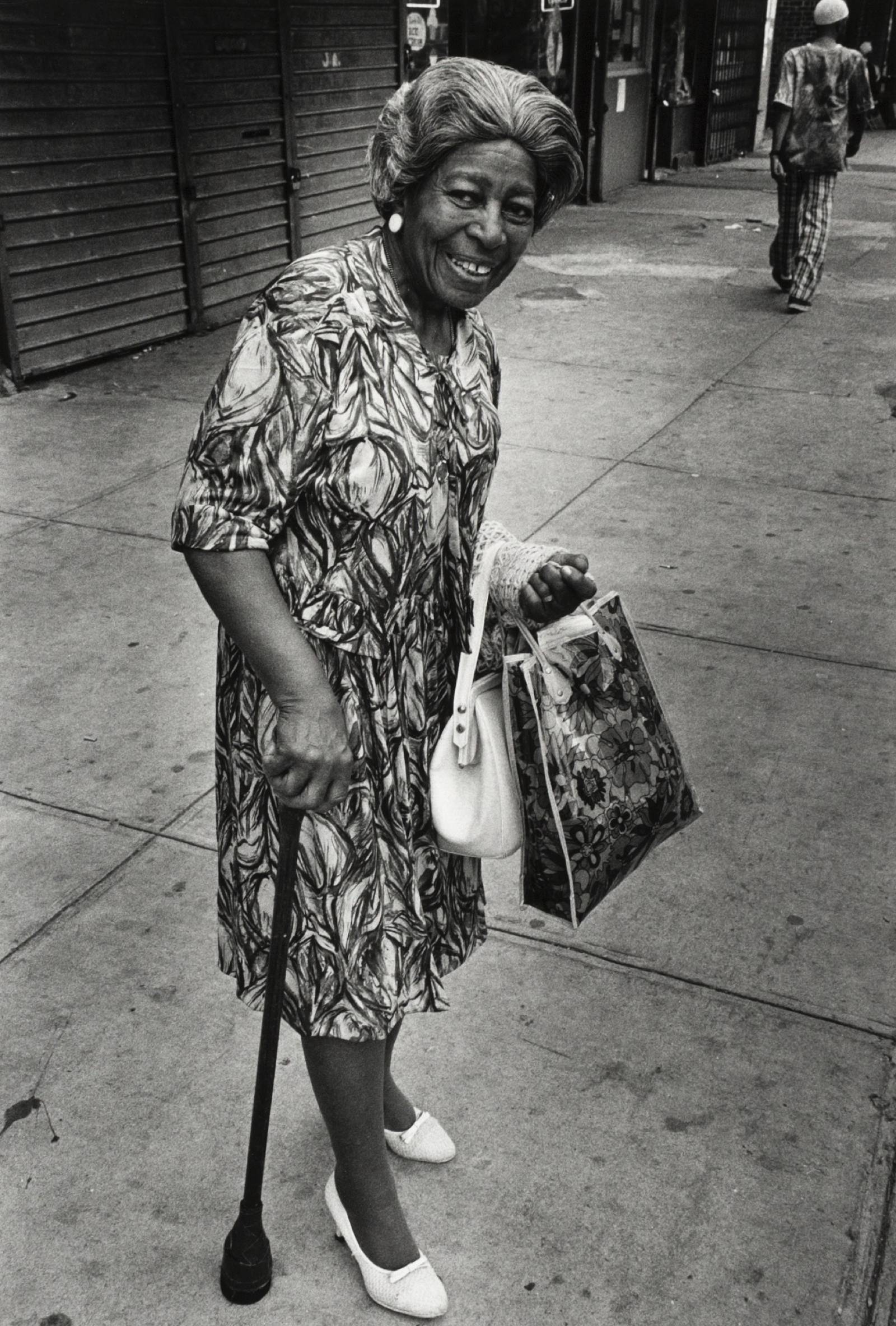 Dawoud Bey, A Woman at 7th Avenue and 138th Street