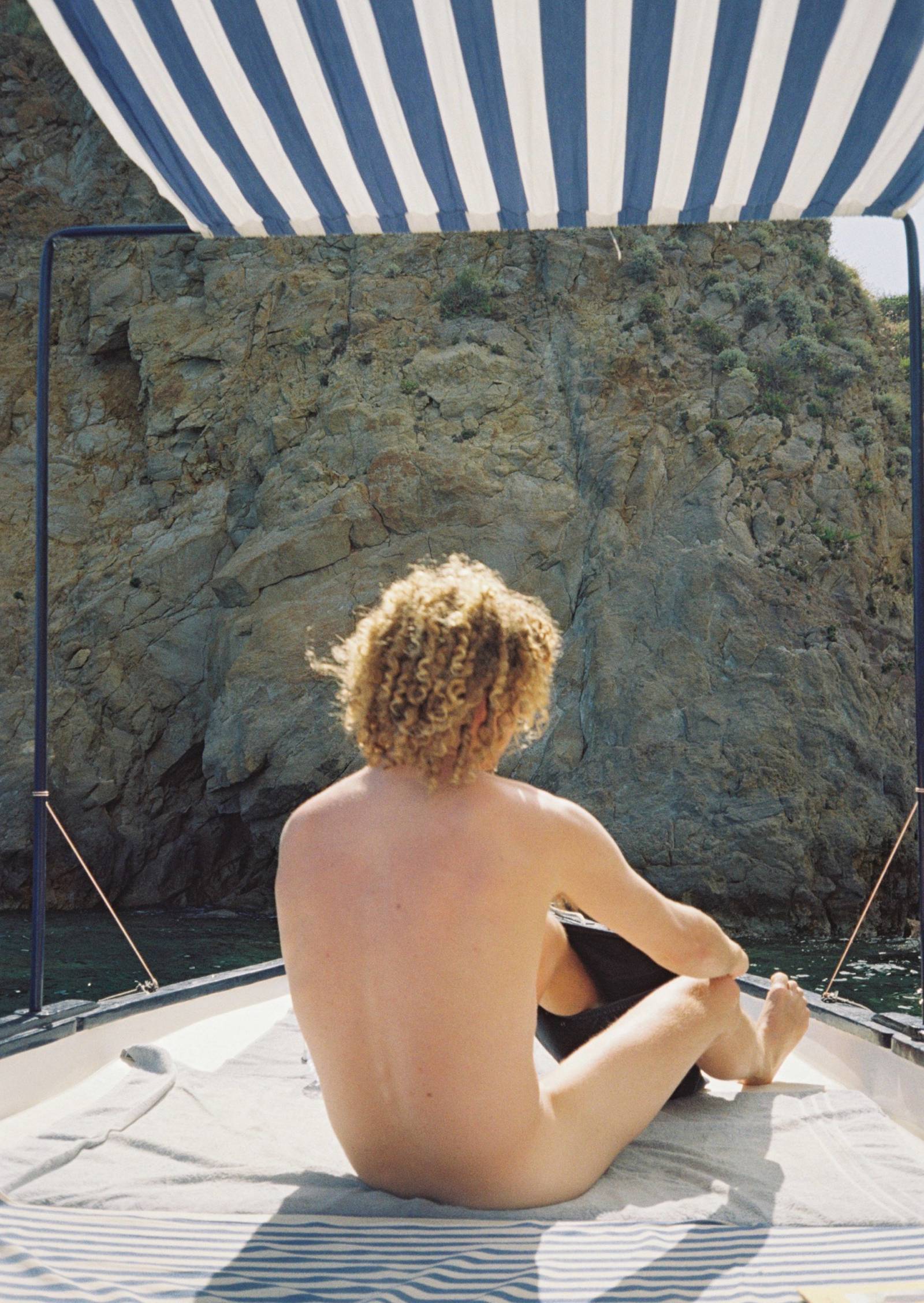 39 - Changing on the boat, Panarea 2016