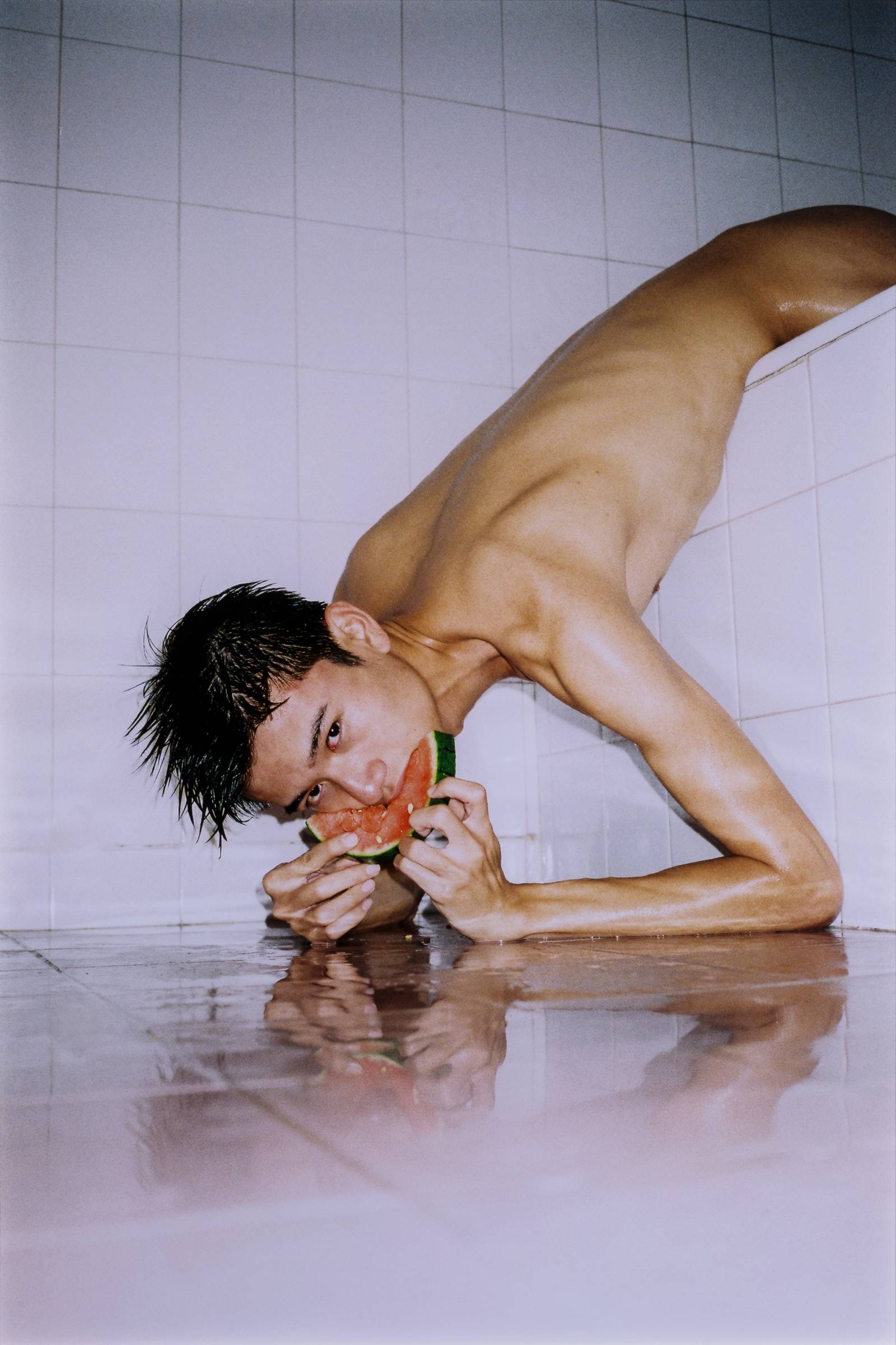 © Ren Hang, Untitled, 2015. Courtesy of KWM artcenter (Beijing)