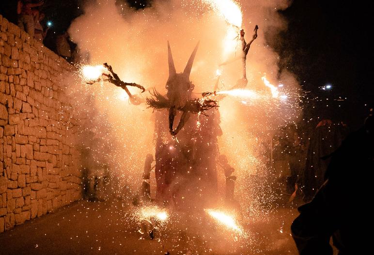 Mallorca-Nit-de-Foc-Fire-Festival