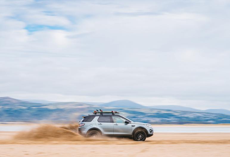 Land-Rover-Discovery-Sport