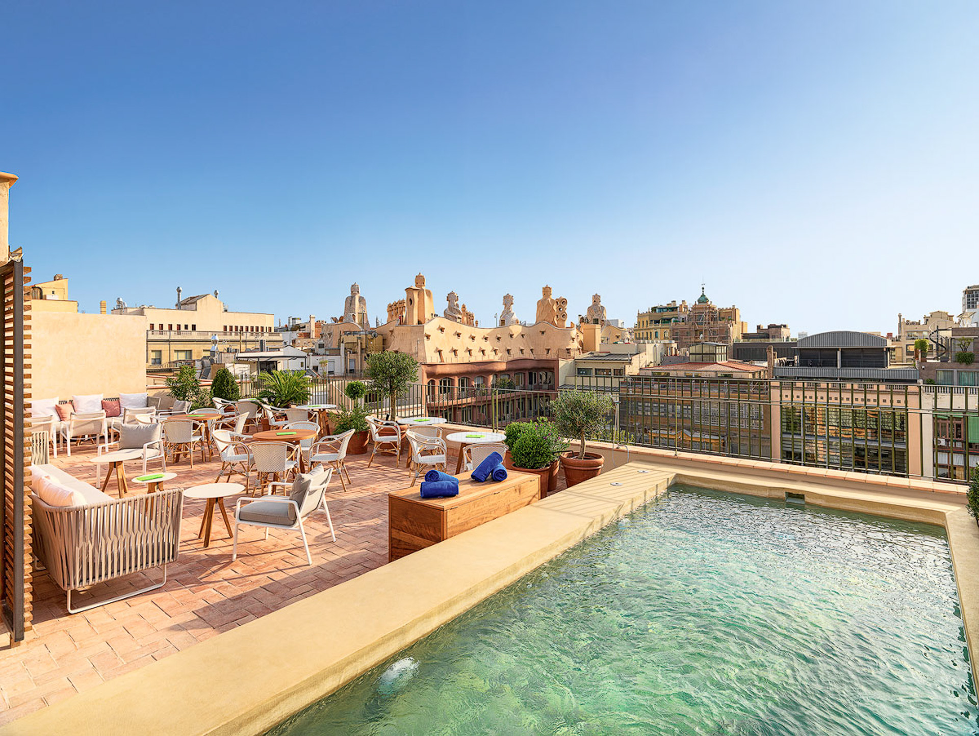 Best-Hotels-in-Barcelona-Departures-6-of-7