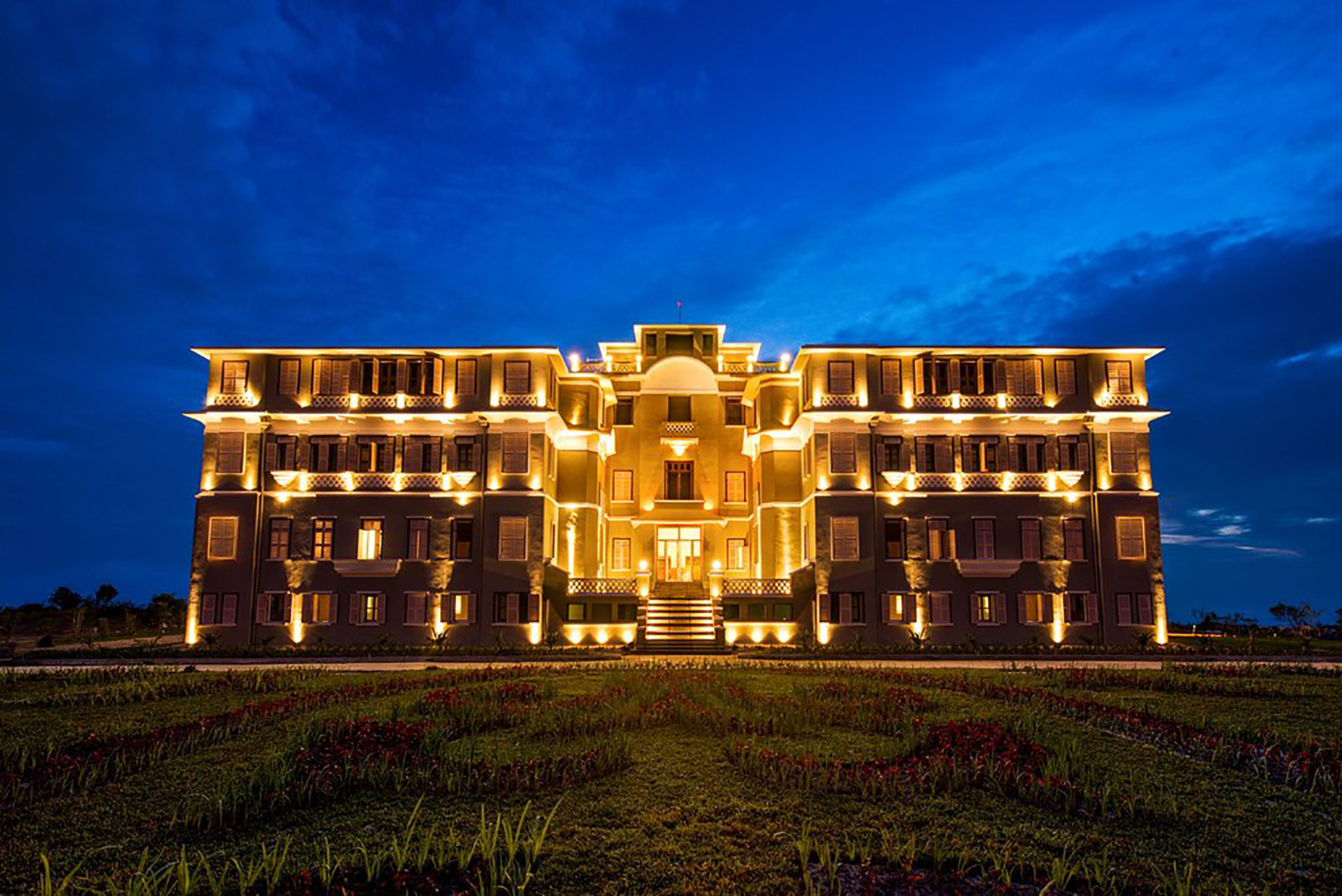 Le-Bokor-Palace